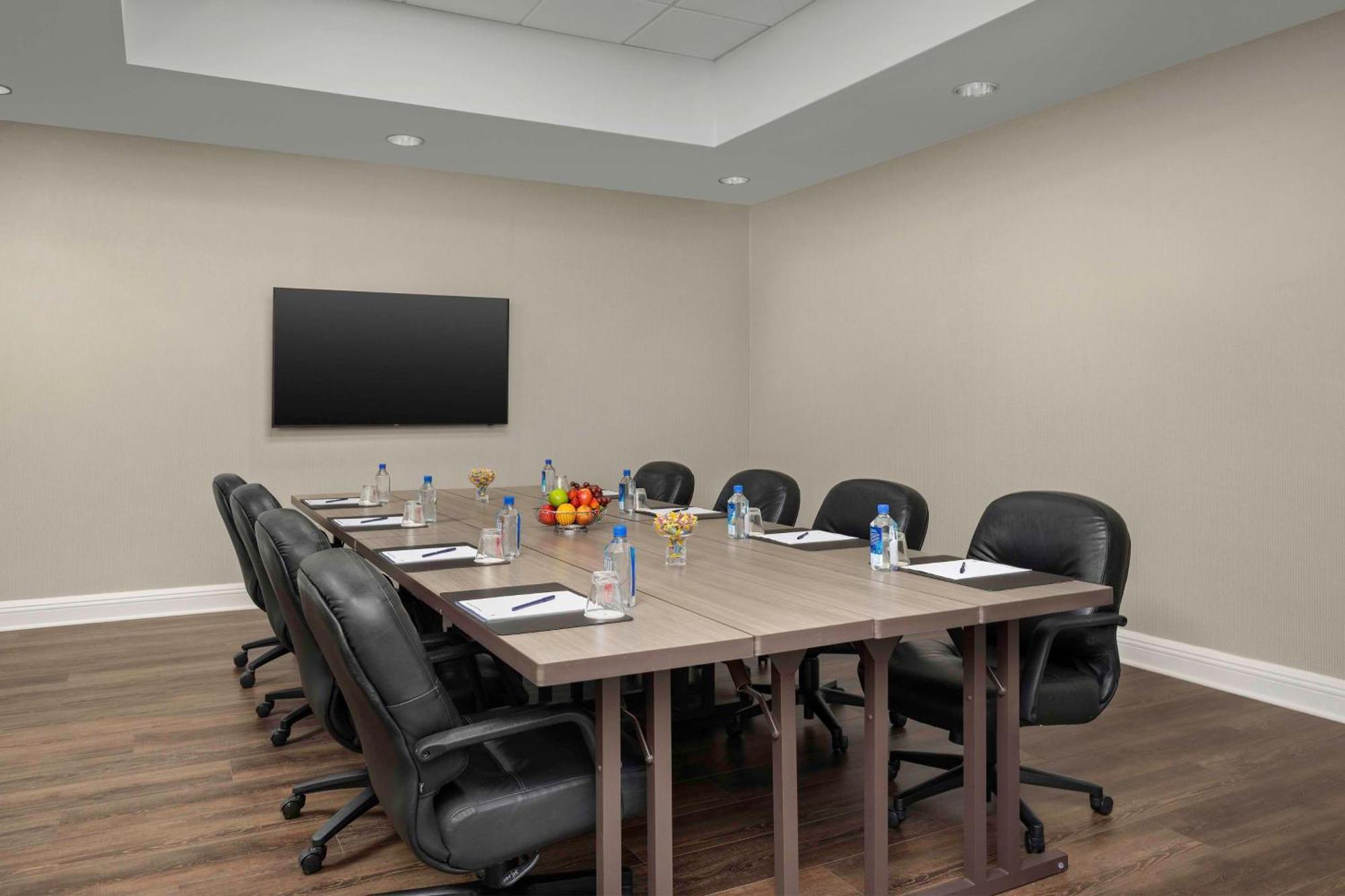 Hotel Doubletree By Hilton Chicago O'Hare Airport-Rosemont Extérieur photo