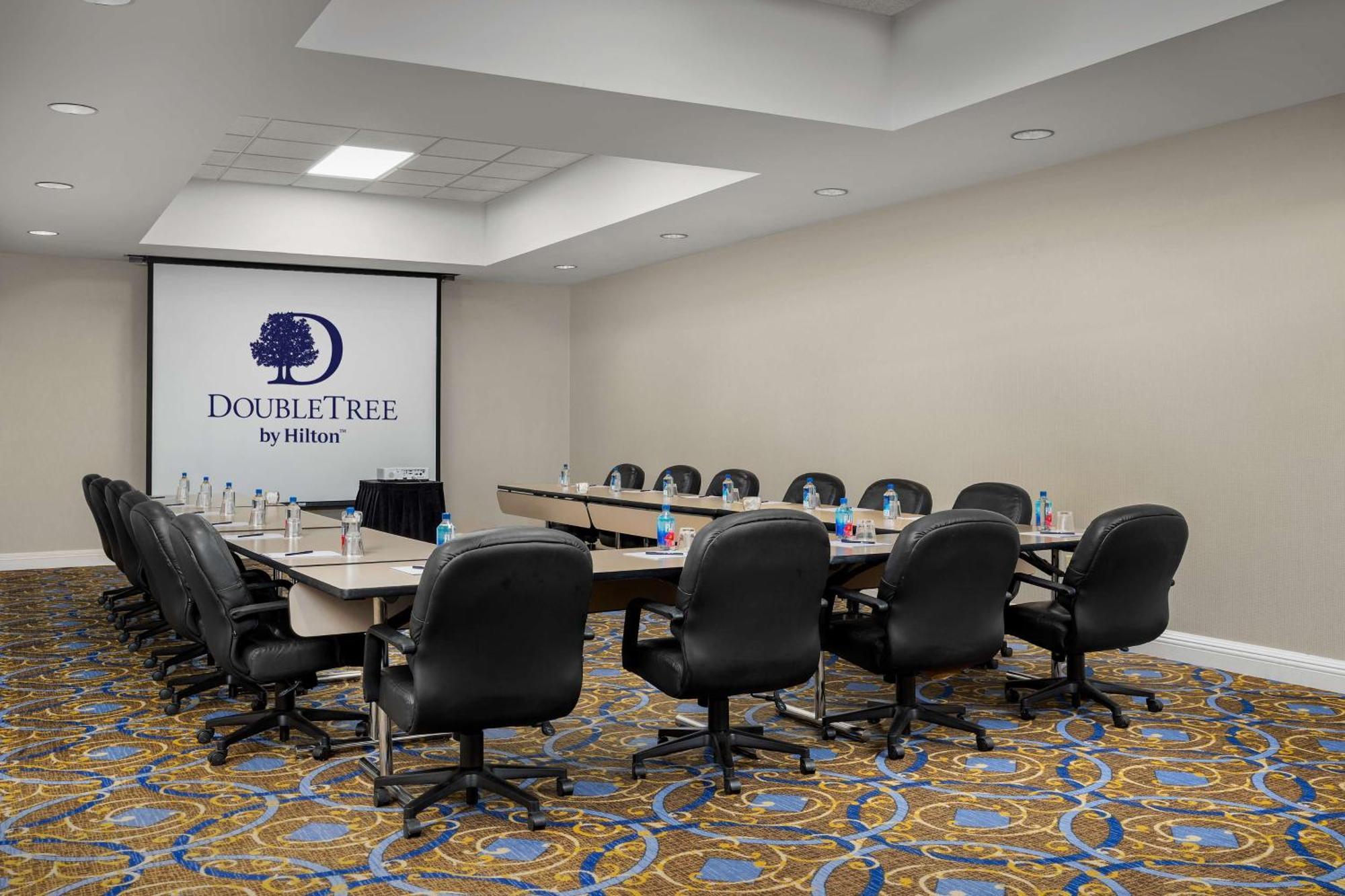 Hotel Doubletree By Hilton Chicago O'Hare Airport-Rosemont Extérieur photo