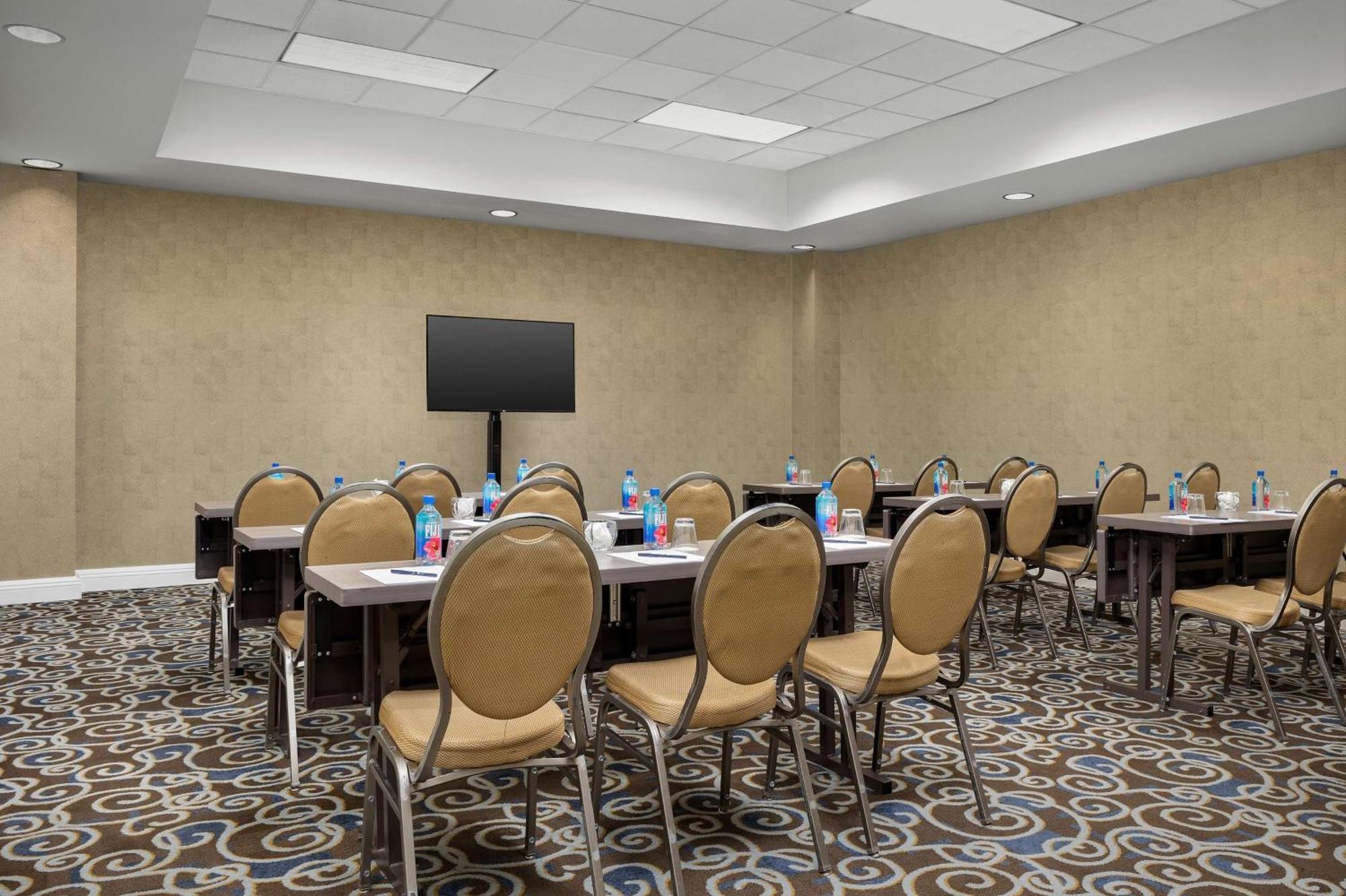 Hotel Doubletree By Hilton Chicago O'Hare Airport-Rosemont Extérieur photo