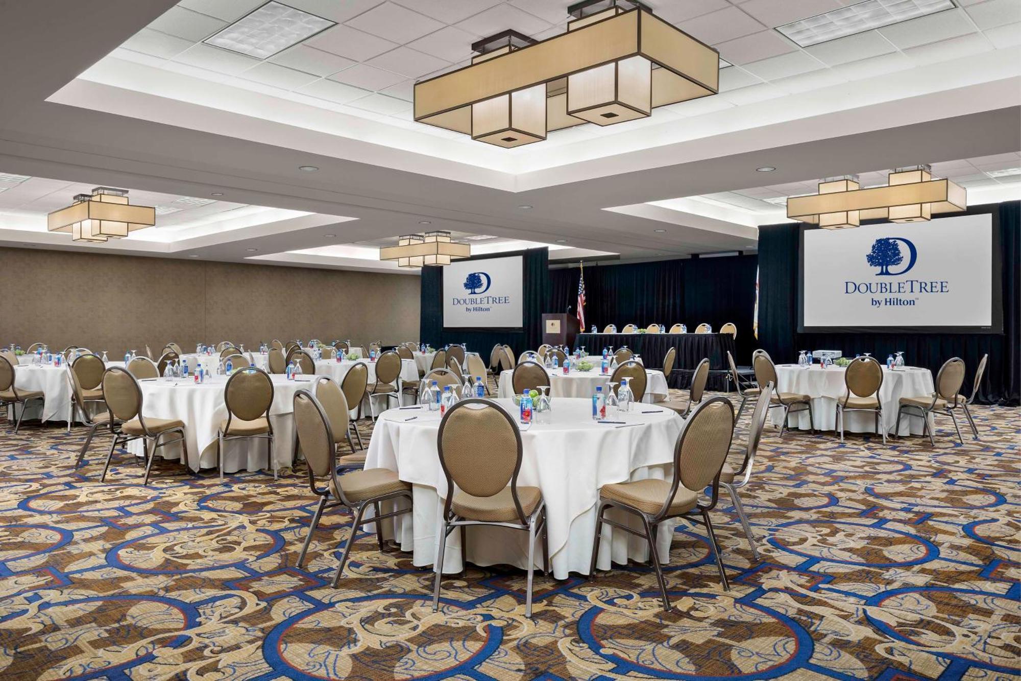 Hotel Doubletree By Hilton Chicago O'Hare Airport-Rosemont Extérieur photo